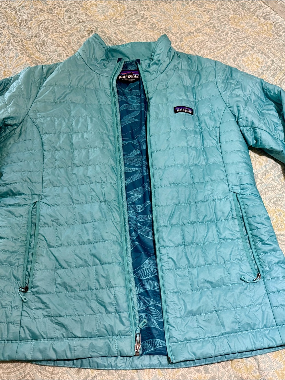 Patagonia Women's Nano Puff Light Blue Quilted Packable Jacket XL - Picture 6 of 12